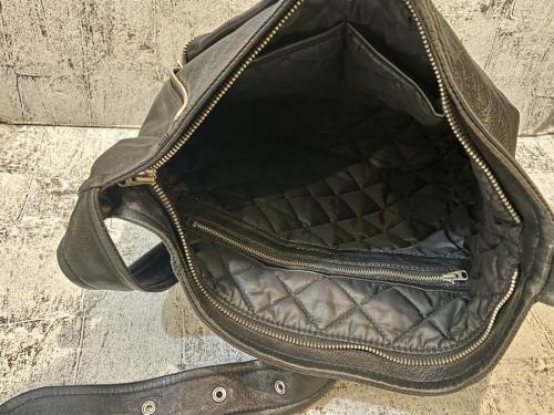 ビューティフル　ピープルのショルダーバッグ