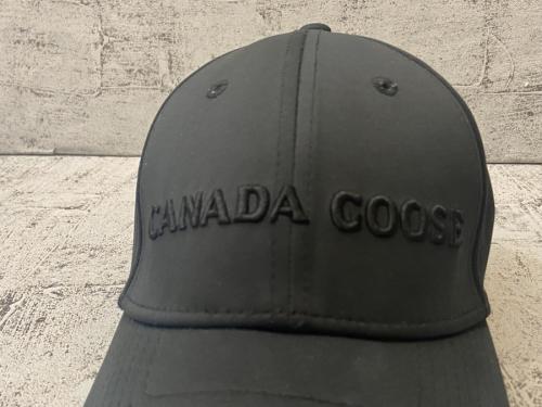 カナダグースのキャップ
