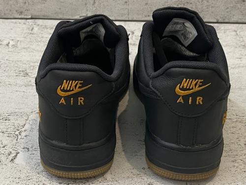 ナイキのエアフォースフォース1