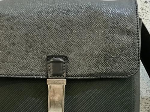 LOUIS VUITTON 　のルイ ヴィトン　