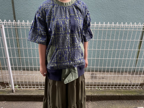 ドメスティックブランドのsacai × reyn spooner