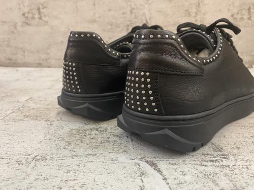 レザースニーカーのメンズ