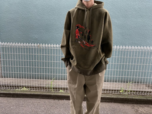 ストリートブランドのNIKE×TRAVIS SCOTT