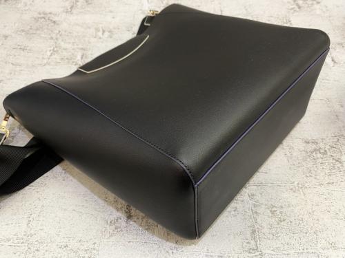 アニエスベーのショルダーバッグ