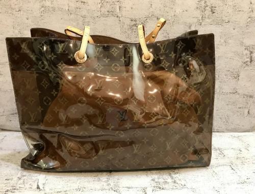 ルイ ヴィトン　のトートバッグ