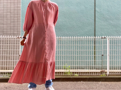 ナチュラルブランドのSLOBE IENA