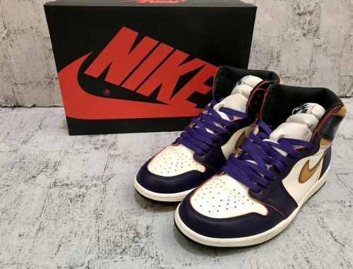 スニーカーのNIKE