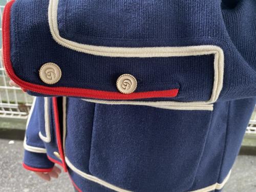 カーディガンの21年モデル