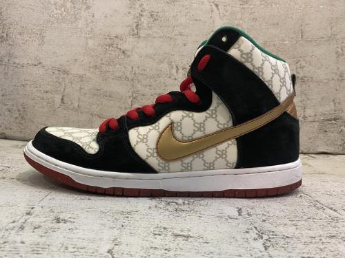 ナイキ エスビーのDUNK HI