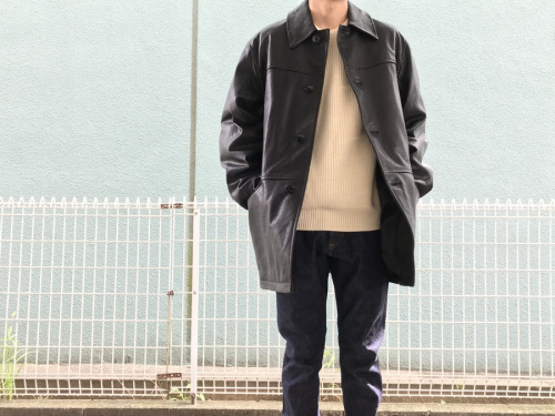 ドメスティックブランドのCOMOLI