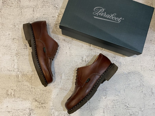 ドレスシューズのPARABOOT
