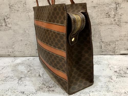 ロゴハンドバッグのレディース