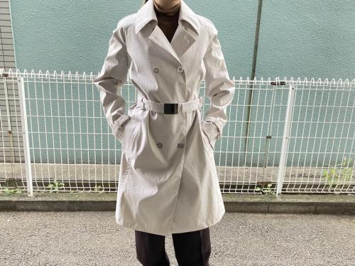 セリーヌのトレンチコート