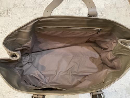 イントレチャートのトートバッグ