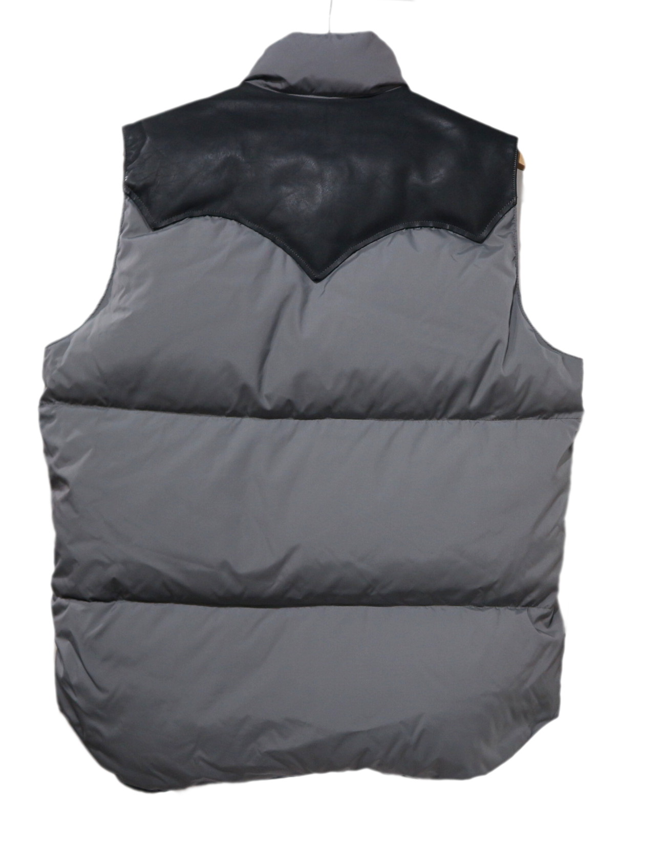 Rocky Mountain Featherbed ダウンベスト 黒 グレー Rocky Mountain Featherbed/ロッキーマウンテンフェザーベッド』から