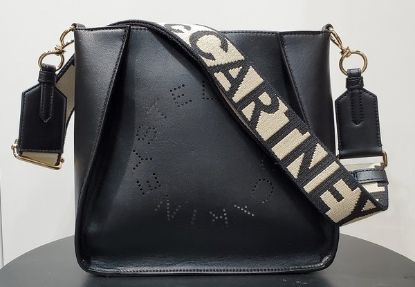 STELLA McCARTNEY/ステラマッカートニー】ステラ ロゴ ショルダーバッグ  557906W99231000入荷情報！！『古着買取トレファクスタイル亀戸2号店』[2020.01.03発行]｜トレファクスタイル亀戸2号店｜洋服・古着の買取と販売の専門店｜トレジャーファクトリー（トレファク）の  