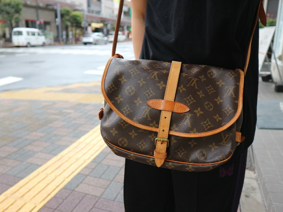 LOUIS VUITTON/ルイヴィトン】ソミュールＭＭ M40710 入荷情報『古着