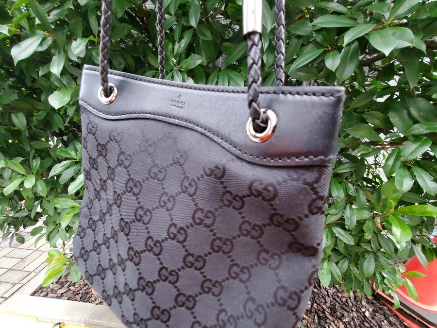 ラグジュアリーブランド【GUCCI/グッチ】GGキャンバストートバッグ買取  