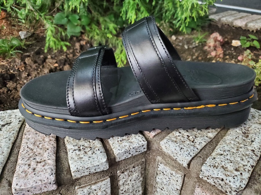 買取強化ブランド【Dr.Martens/ドクターマーチン】MYLESサンダル