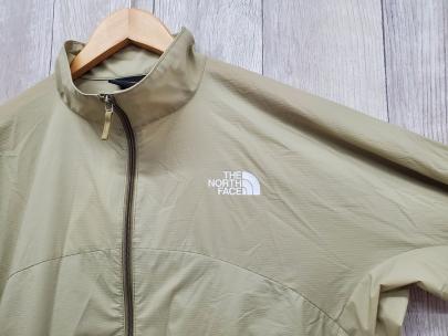 「アウトドアブランドのTHE NORTH FACE 」