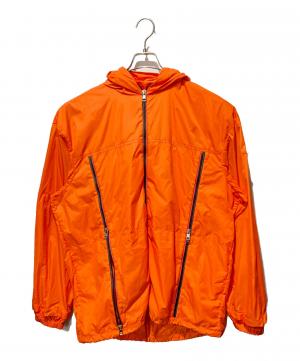 「ラグジュアリーブランドのMONCLER 」