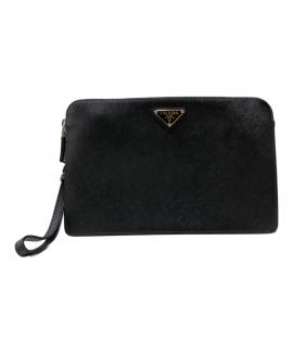 「ラグジュアリーブランドのPRADA 」