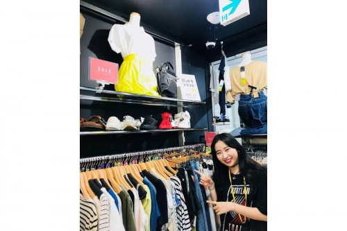 イベントなうの古着