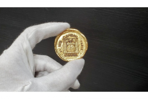 シャネルのヴィンテージブローチ