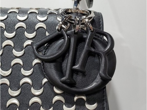 ショルダーバッグの古着買取