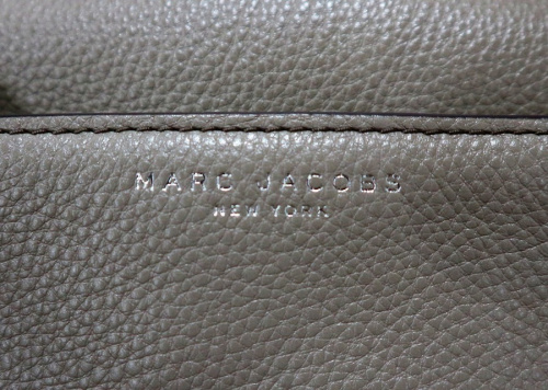 ショルダーバッグのショルダーポシェット