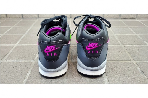 ナイキエーシージーのAIR WILD WOOD