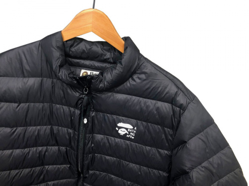 ストリートブランドのA BATHING APE