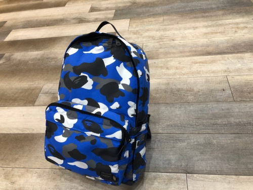 A_BATHING_APEのア・ベイシング　エイプ