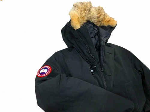ラグジュアリーブランドのCANADA GOOSE