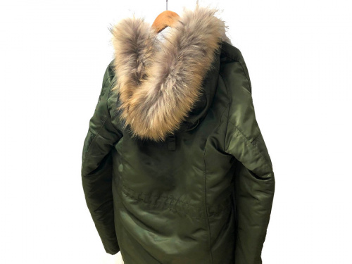 タトラスのダウンジャケット　亀戸