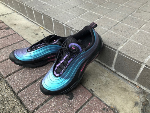 スポーツブランドのNIKE