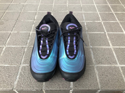 ｽﾆｰｶｰ　亀戸の古着屋　亀戸