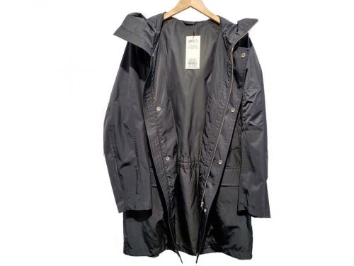 フーデッドコートのスプリングコート