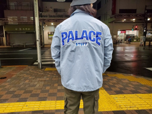 ストリートブランドのPALACE