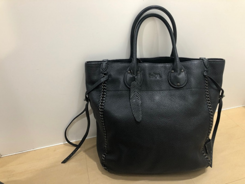 ラグジュアリーブランドのcoach