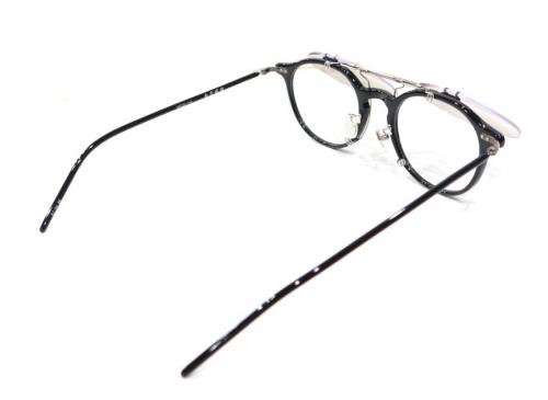 サングラスのクリップオンサングラス