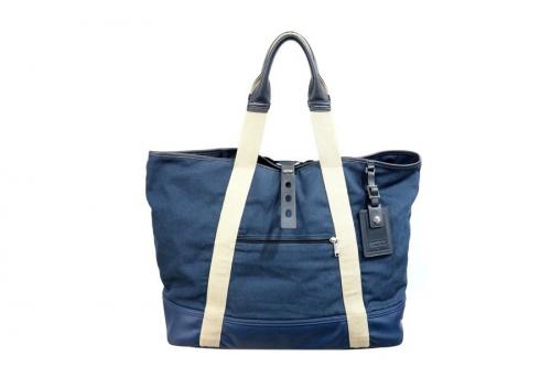 トゥミ×オールバーブラウンのトートバッグ