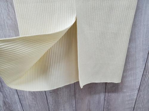 ノーブルのトタンテレコタイトスカート