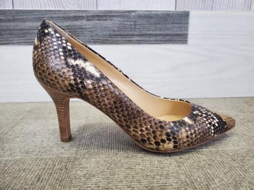 ペリーコのパンプス