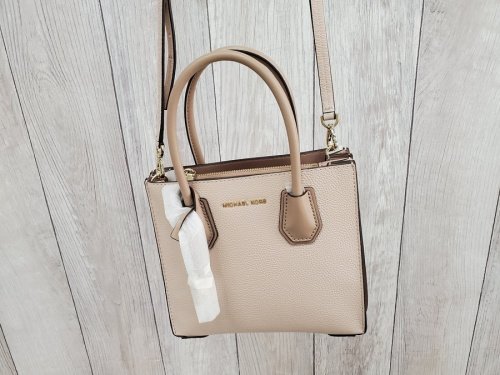 キャリアファッションのMICHAEL KORS