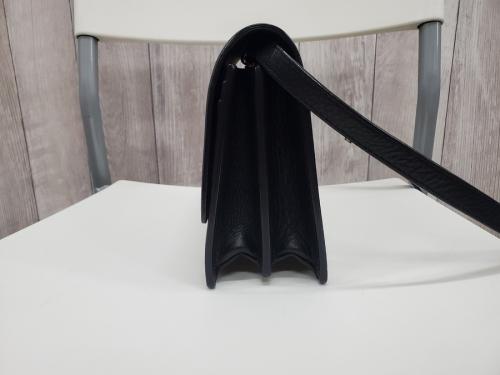 オーエーディーニューヨークのレザーバッグ