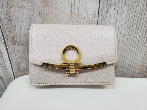 ラグジュアリーブランドのSalvatore Ferragamo