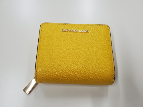 キャリアファッションのMICHAEL KORS