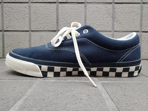 ステューシー×コンバースのコラボスニーカー