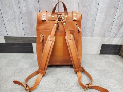 ヘルツのレザーリュック